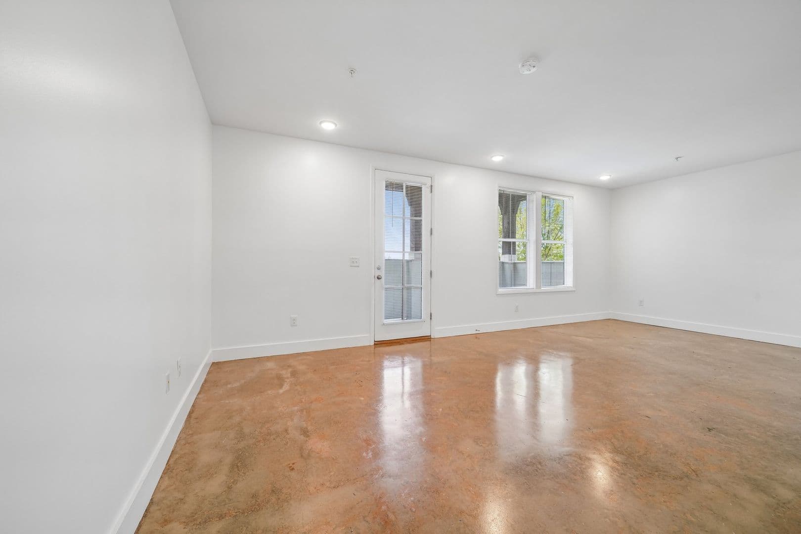 Tuscaloosa Apartment: 933 21st Avenue East