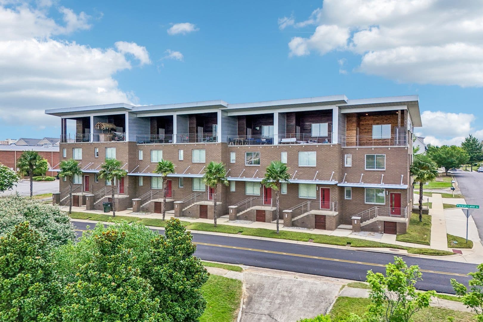 Tuscaloosa Apartment: 1525 - 1585 Forest Lake Drive