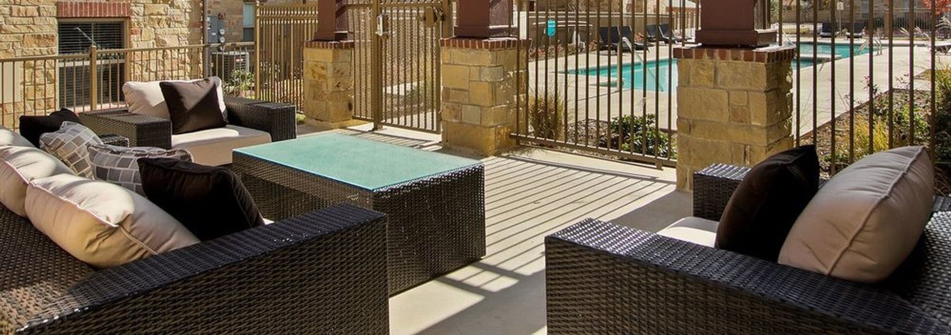 Lake Dallas Apartment: 300 E. Swisher Rd.