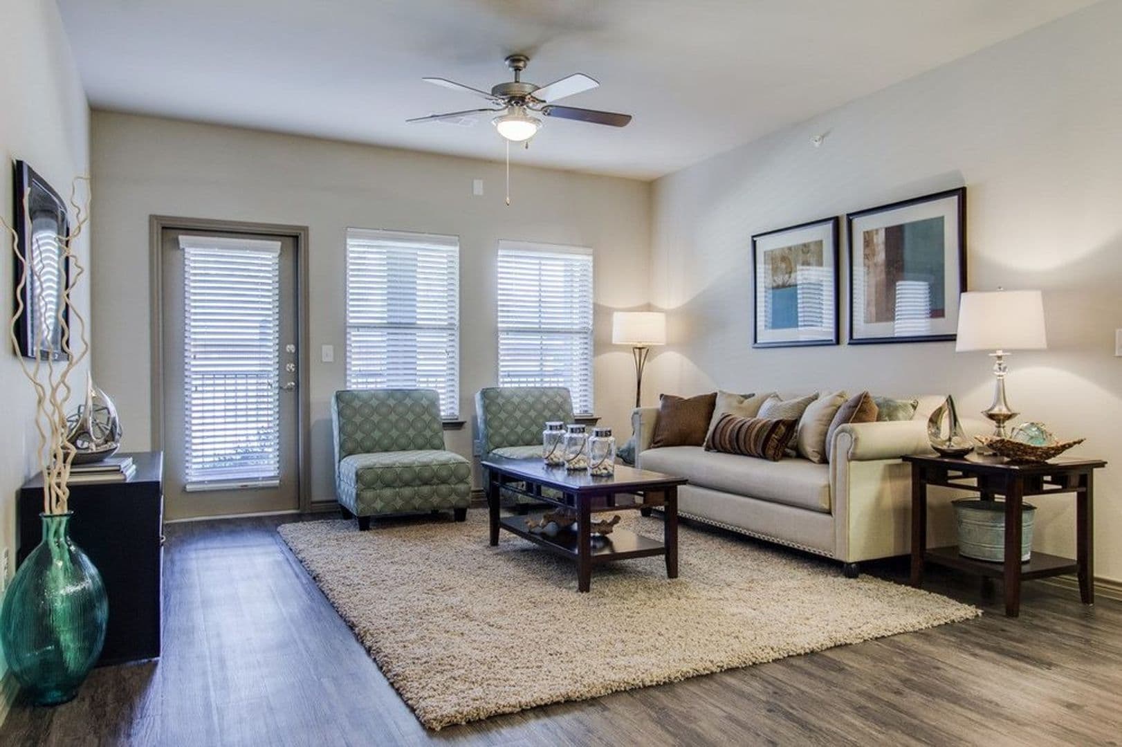 Lake Dallas Apartment: 300 E. Swisher Rd.