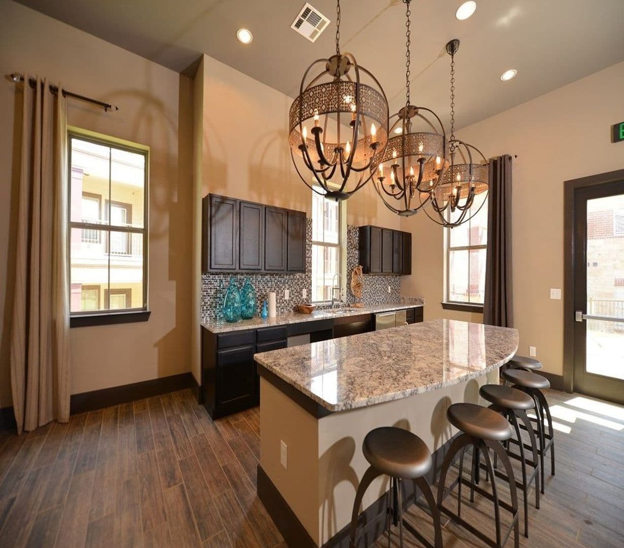Lake Dallas Apartment: 300 E. Swisher Rd.