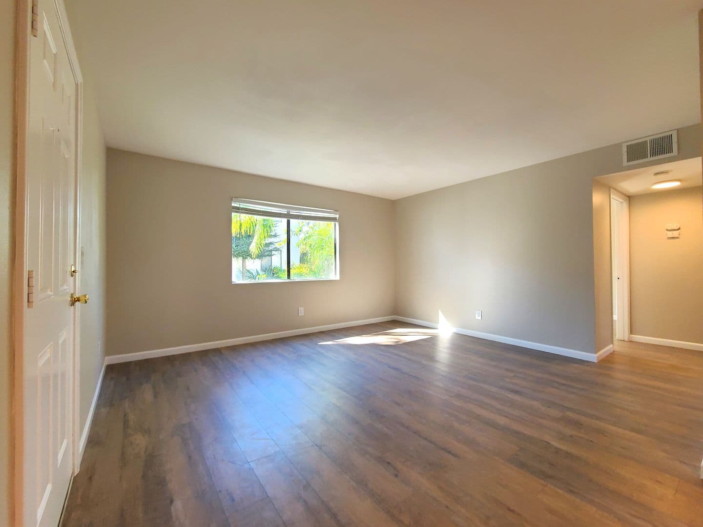 Banning Apartment: 3911 W. Ramsey St.