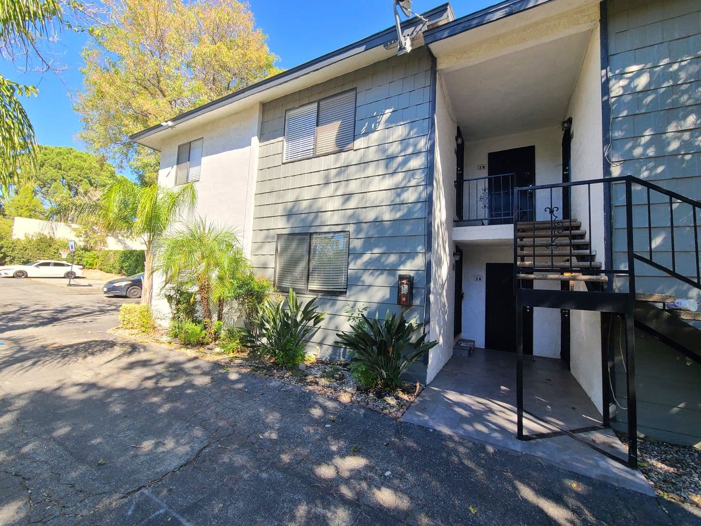 Banning Apartment: 3911 W. Ramsey St.