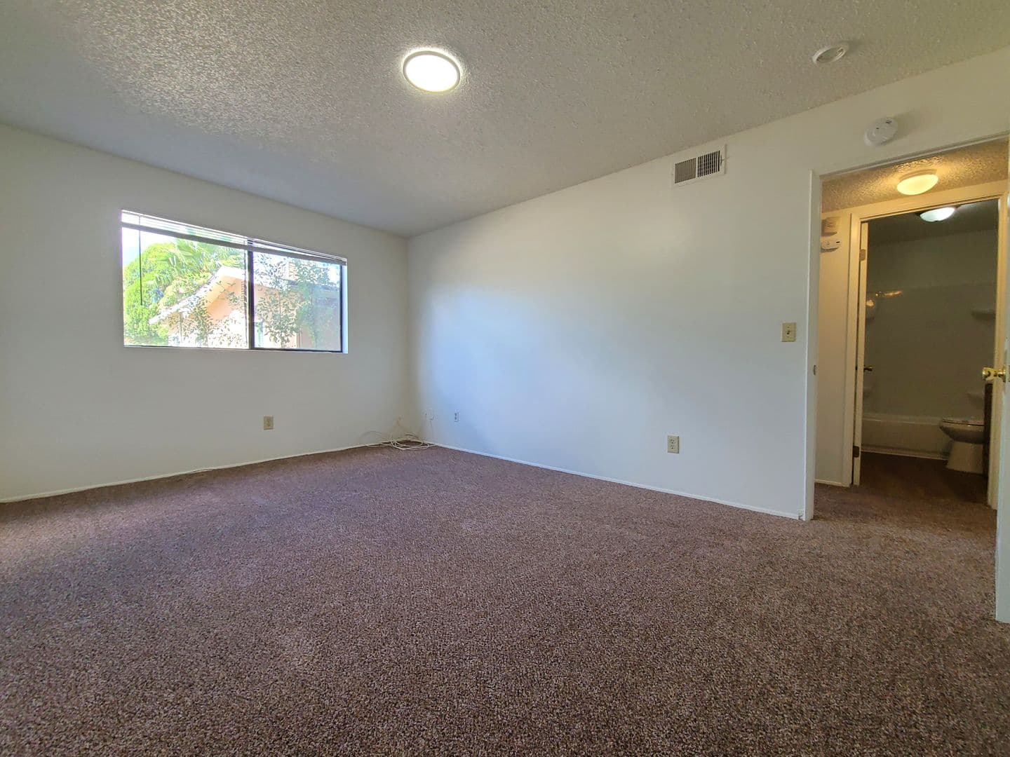 Beaumont Apartment: 695 Massachusetts Ave.