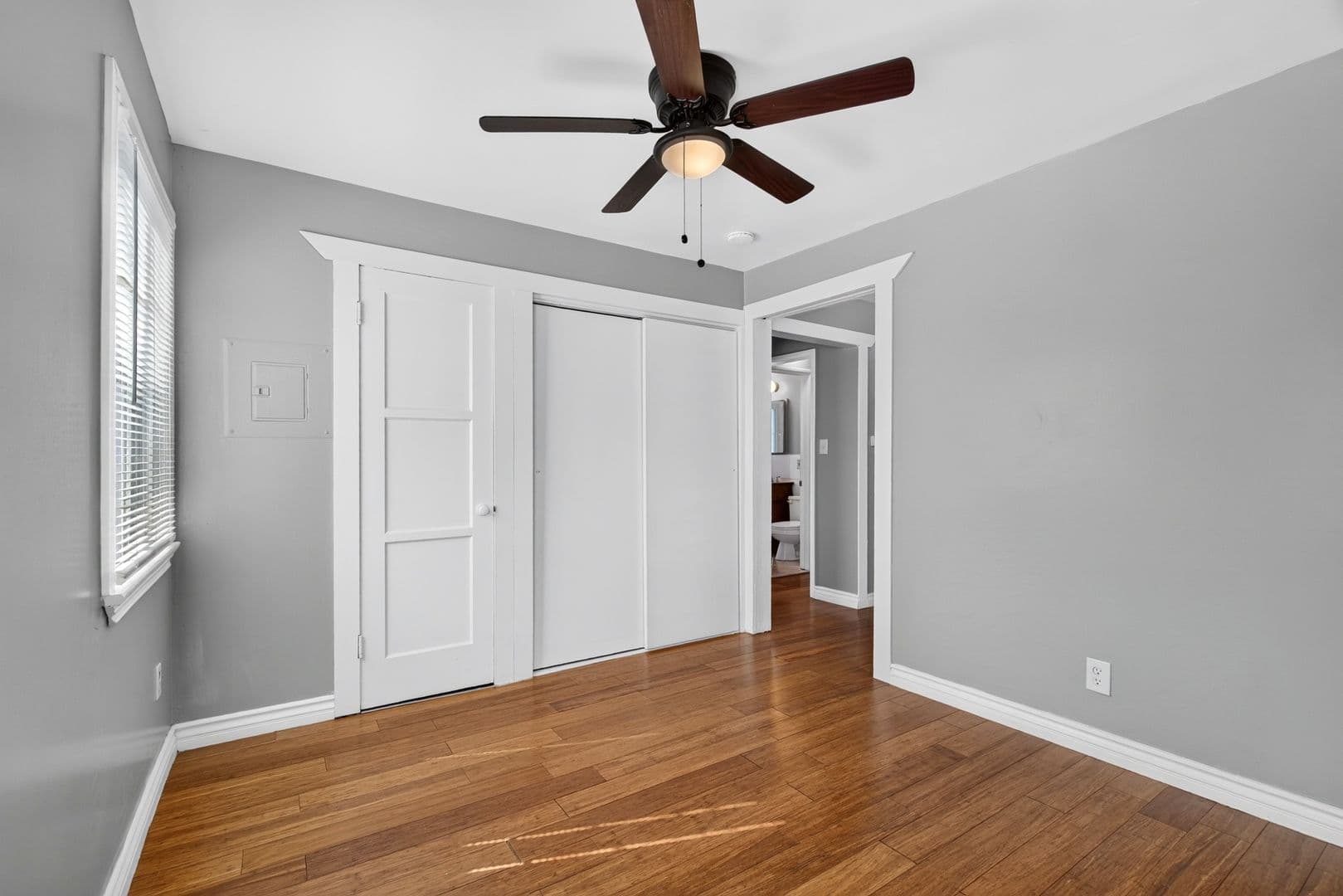 Riverside Apartment: 4160-4163 El Dorado Street