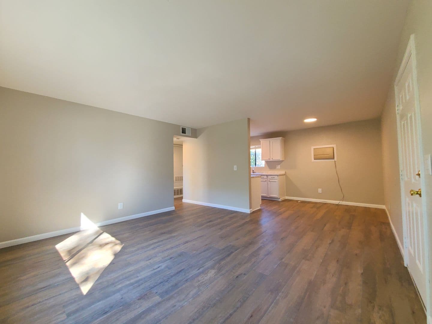 Banning Apartment: 3911 W. Ramsey St.