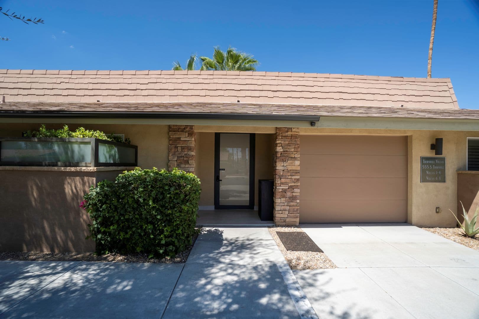 Palm Springs Apartment: 555 S. Thornhill Road