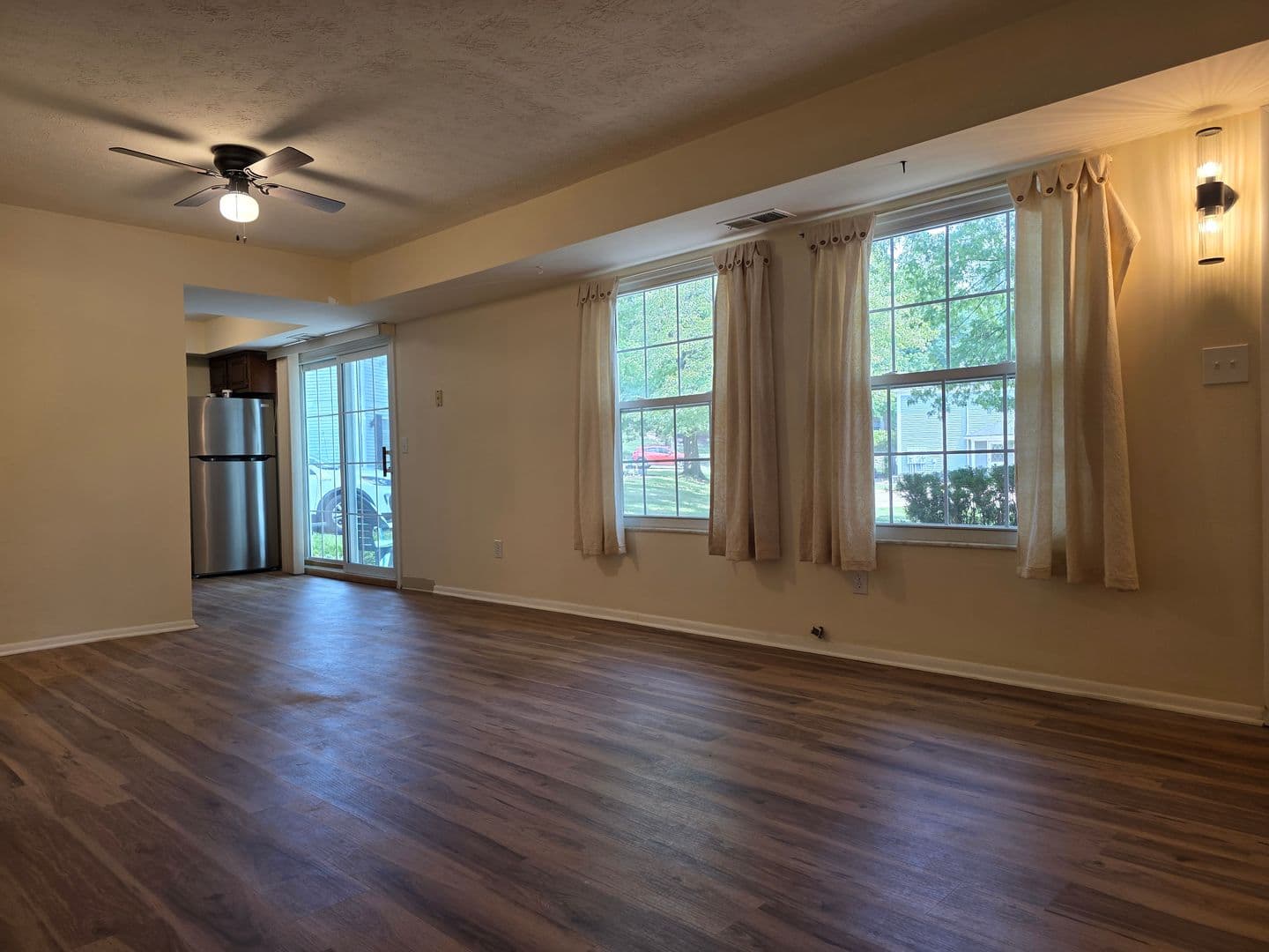 North Royalton House: 13622 Oakbrook Dr