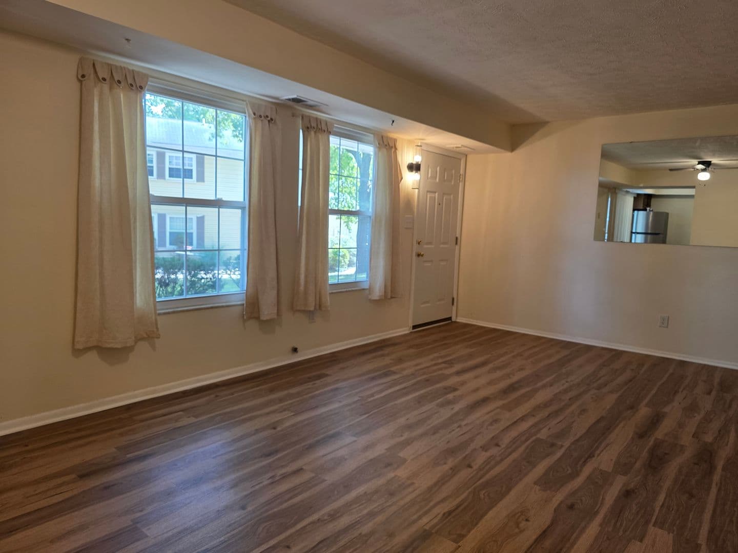 North Royalton House: 13622 Oakbrook Dr