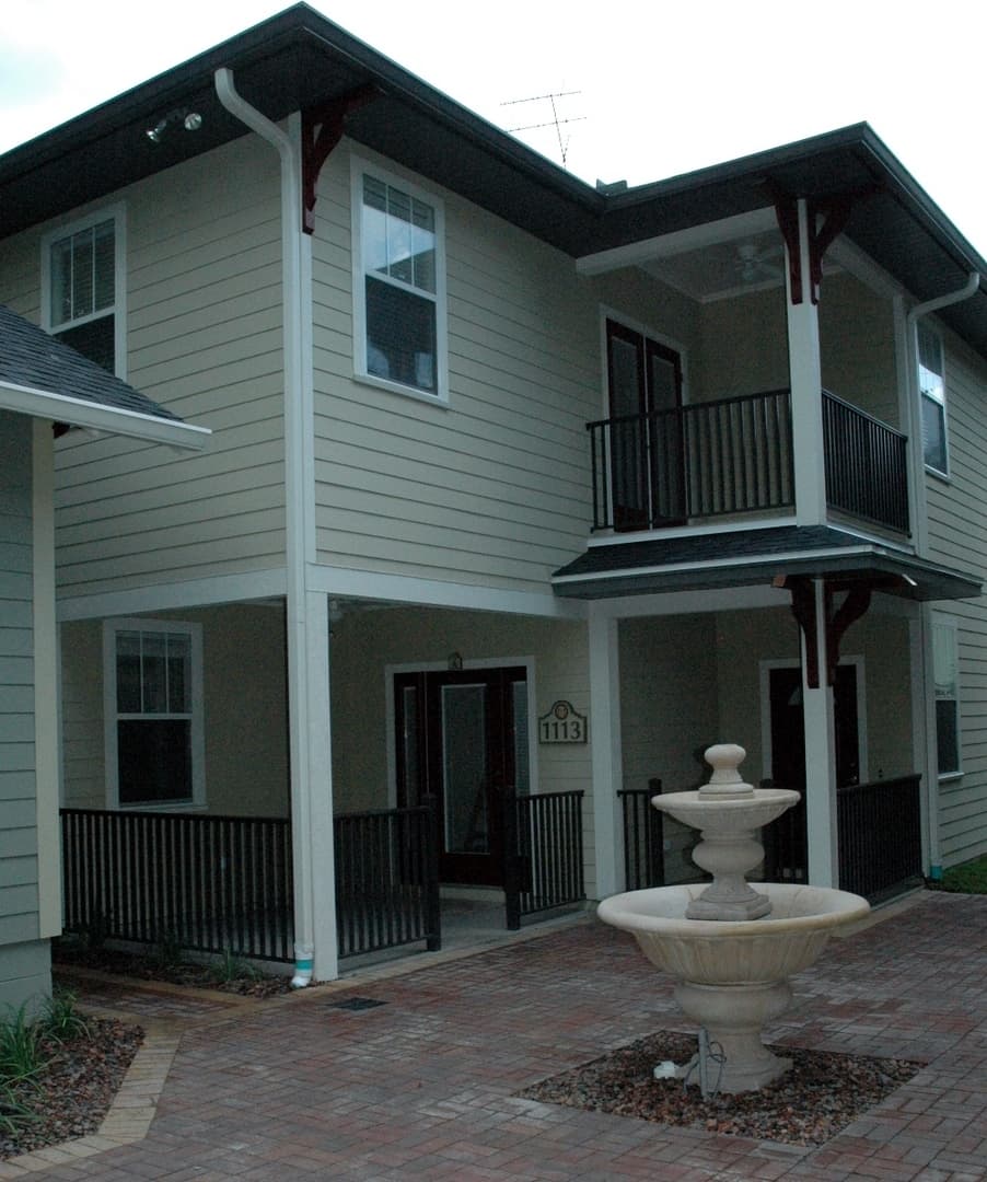 Gainesville House: 1113 SW 6th Avenue