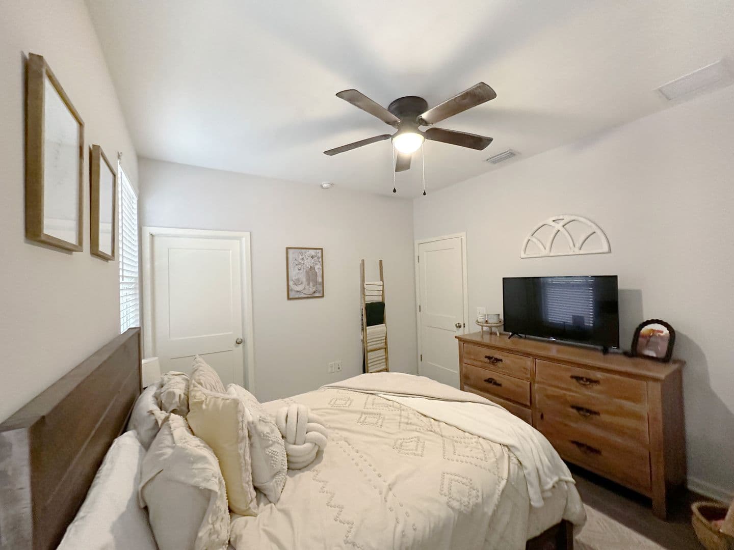 Gainesville House: 540 SW 7th Avenue