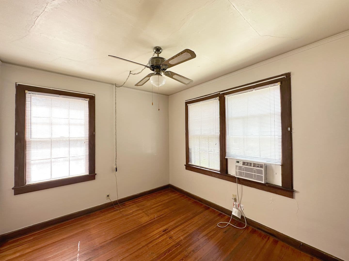Gainesville House: 1111 SW 4th Ave