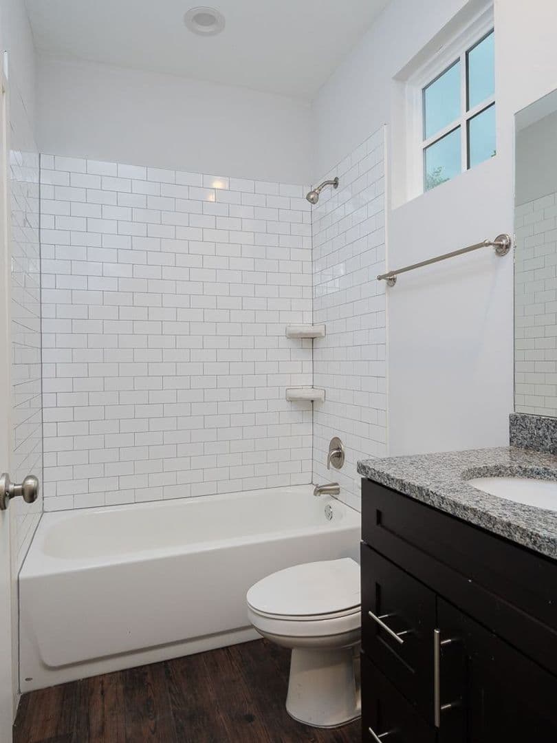 Gainesville House: 745 NW 9th Street
