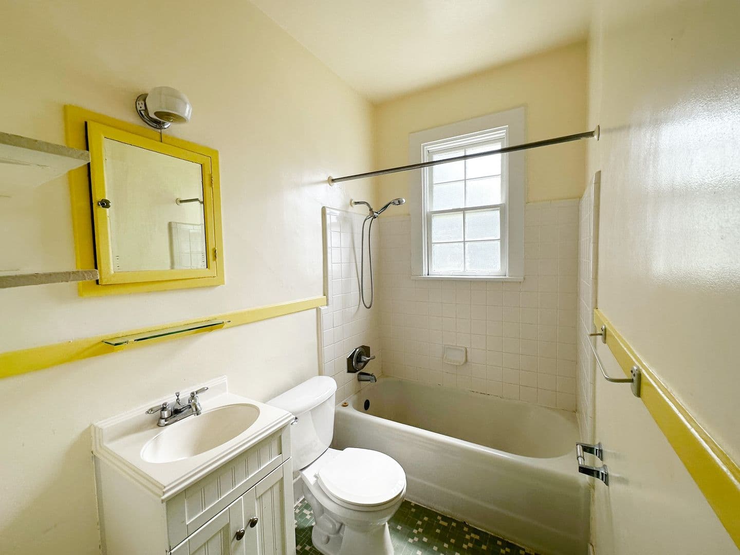 Gainesville House: 1111 SW 4th Ave