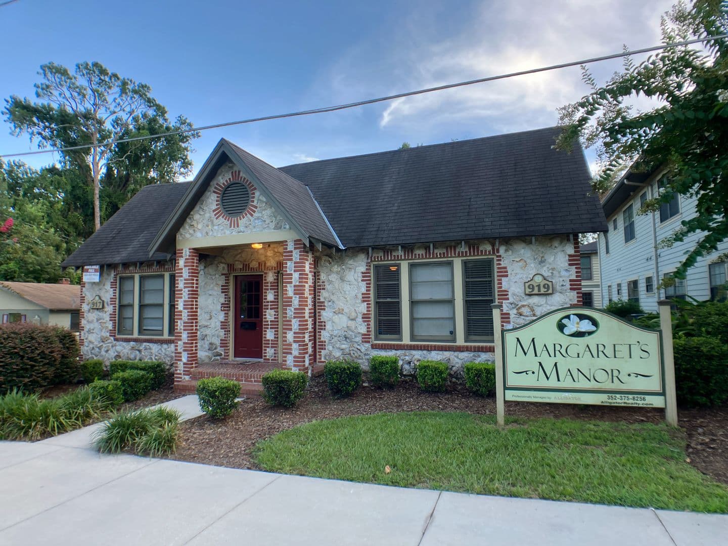 Gainesville Apartment: 919 SW 5th Avenue