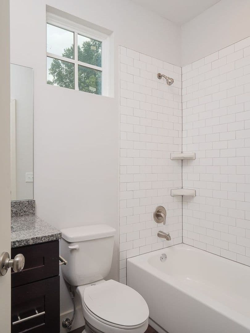 Gainesville House: 765 NW 9th Street