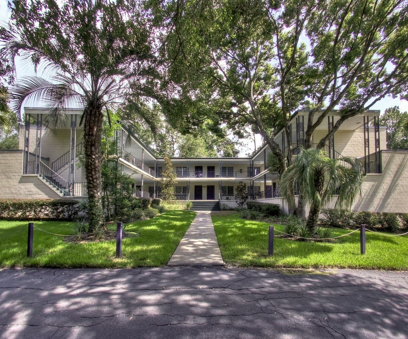 Gainesville Apartment: 1222 NW 8th Avenue