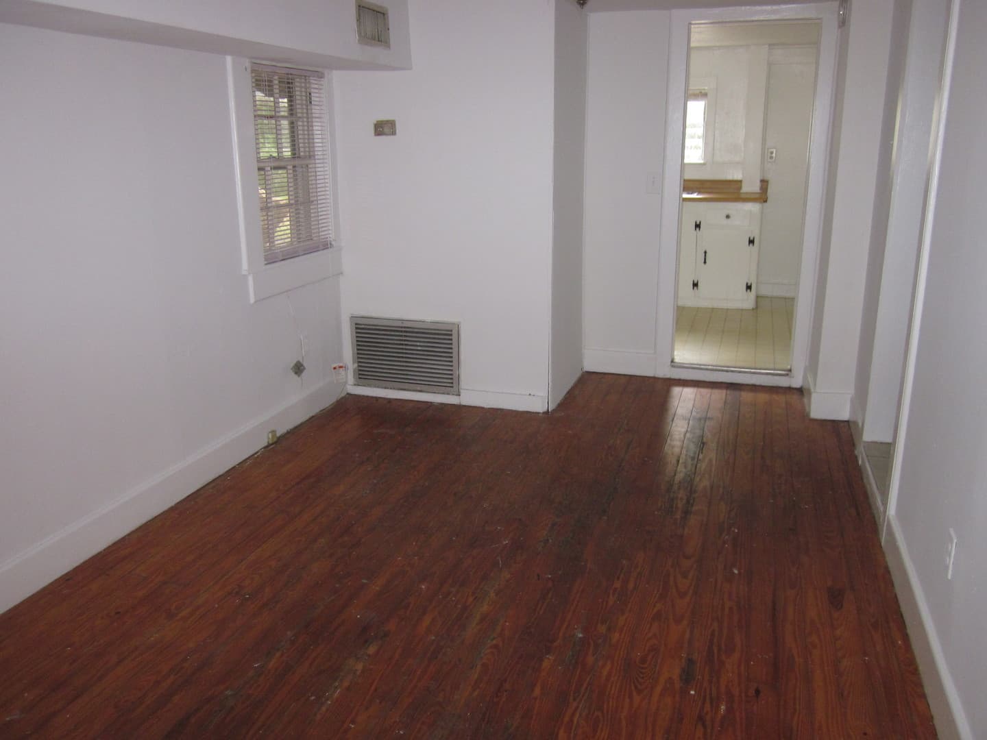 Gainesville House: 309 NW 11th Street