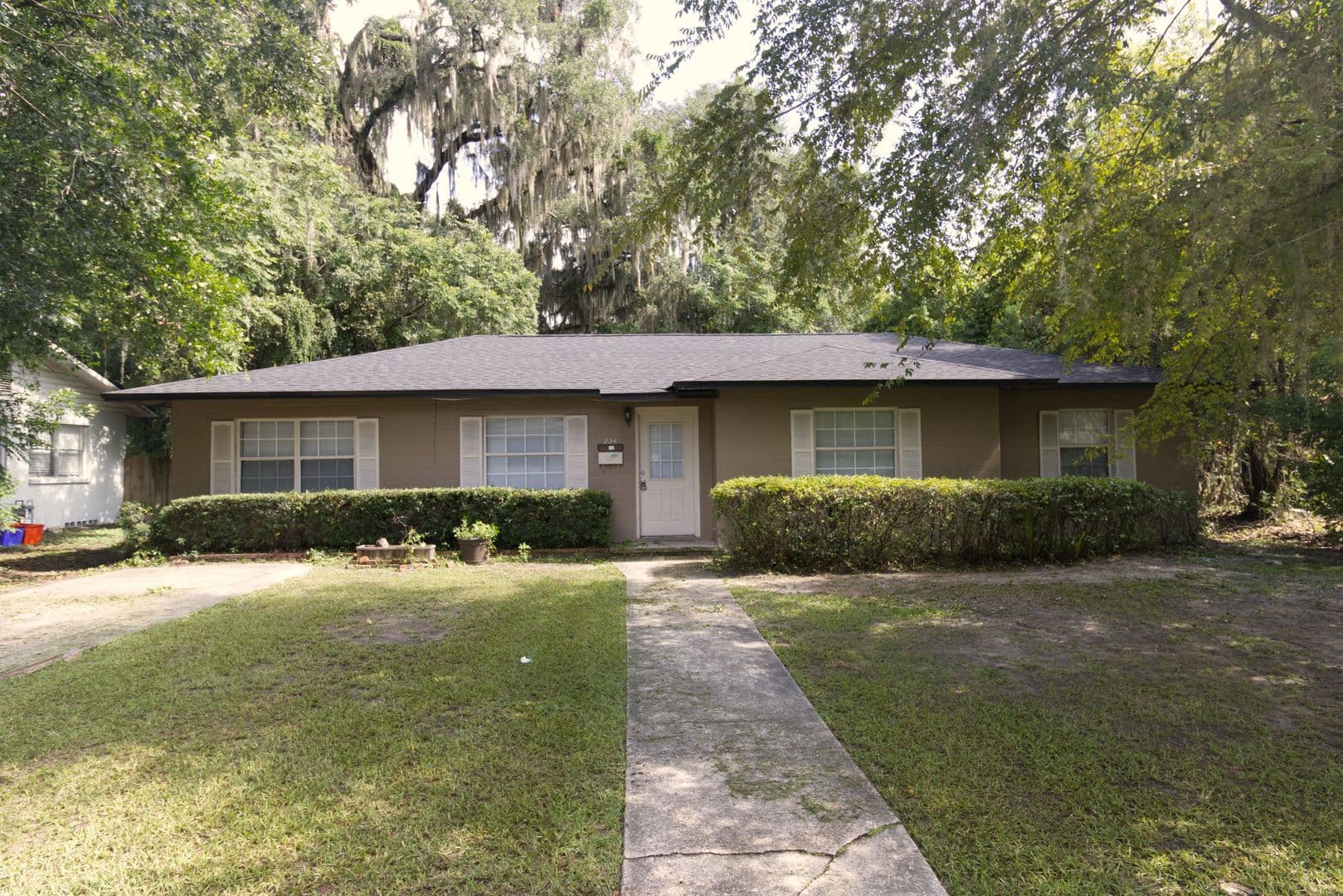 Gainesville House: 224 NW 13th Avenue