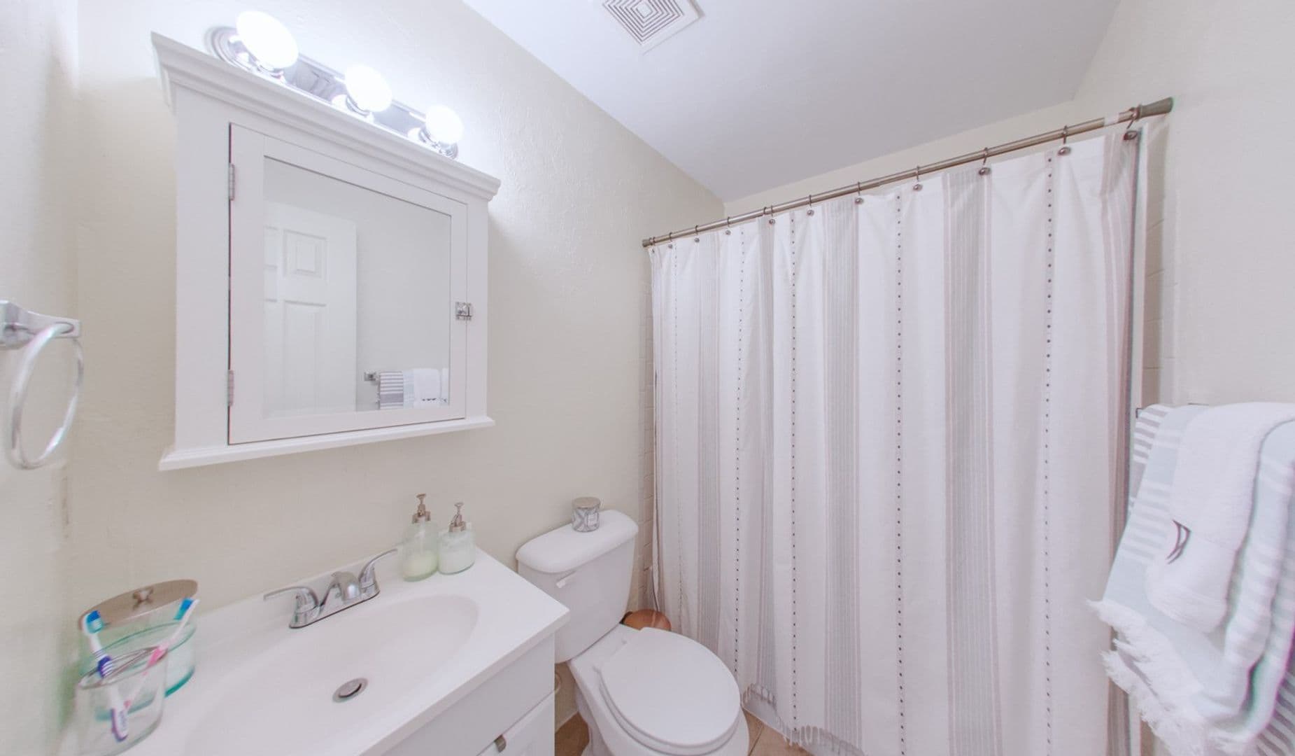 Gainesville Apartment: 1210 NW 11th Avenue