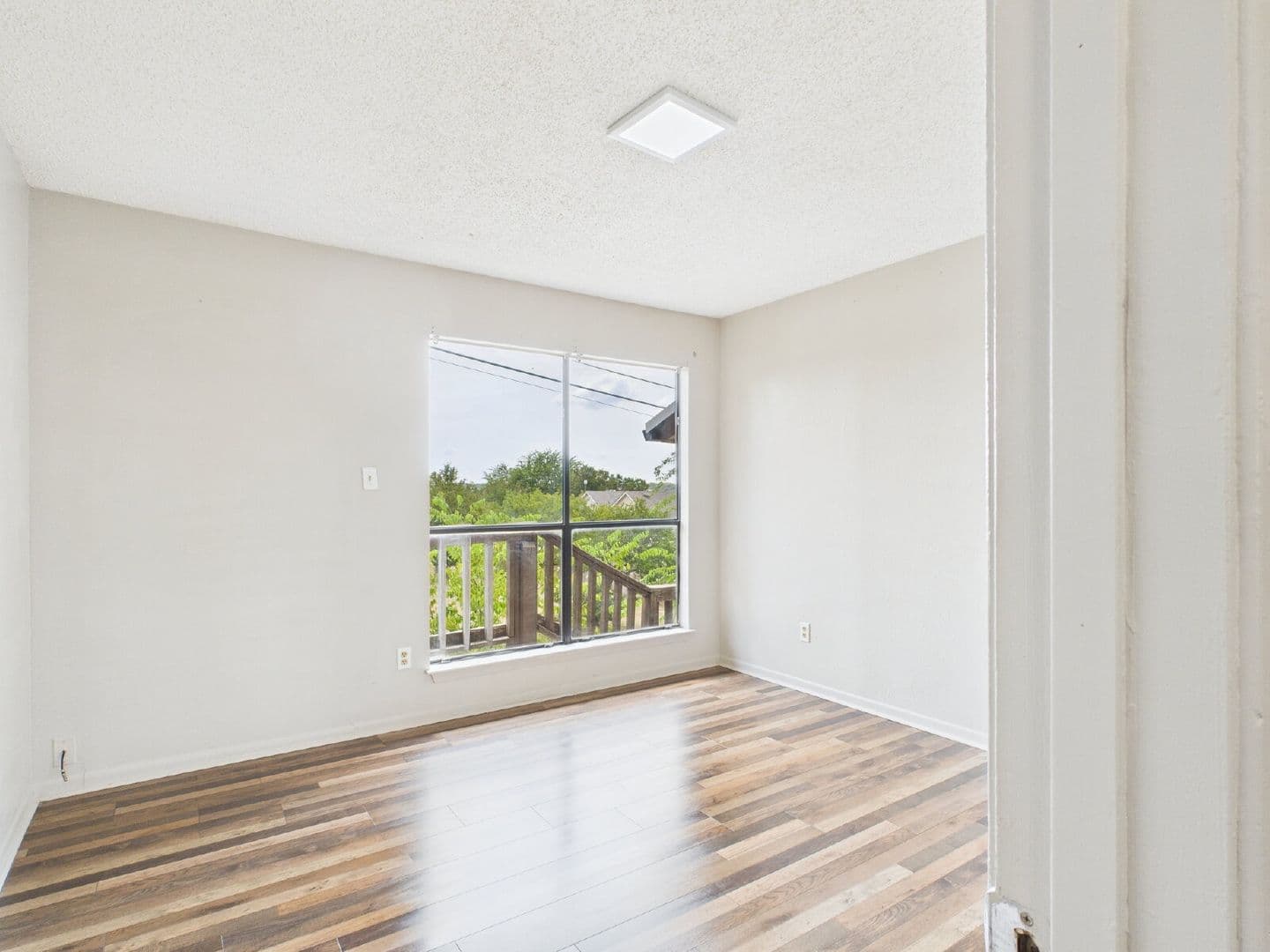 Marble Falls Apartment: 1601 Stoney Ridge Court