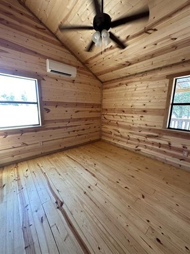 Harper House: 79 Hill Country Cabin Ln.