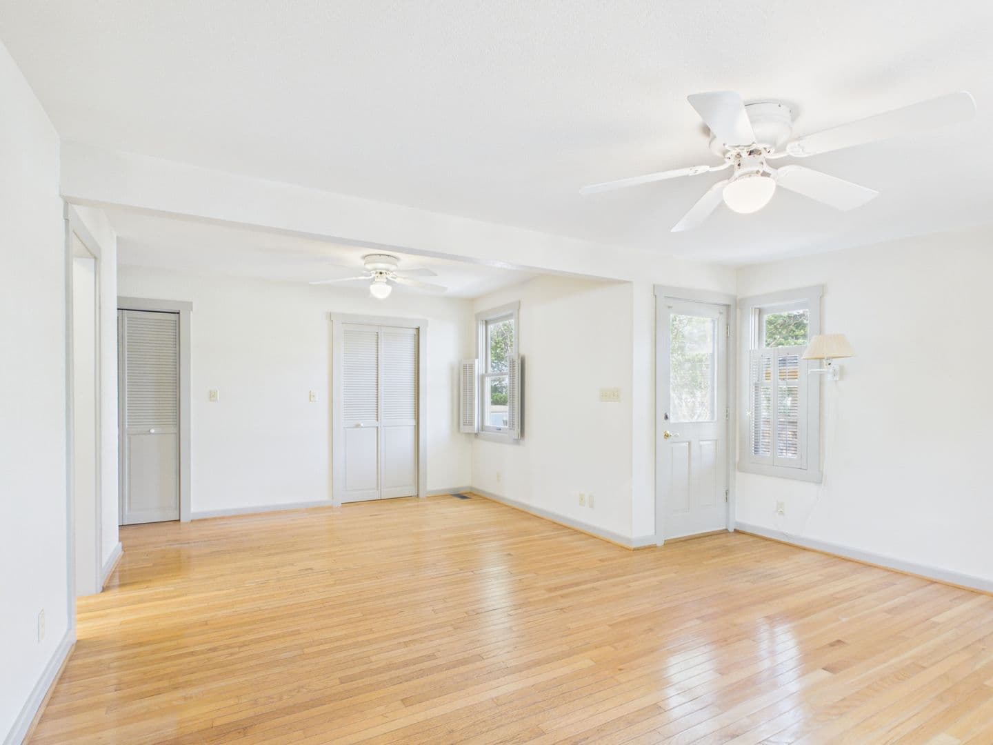 Fredericksburg House: 606 W Austin St