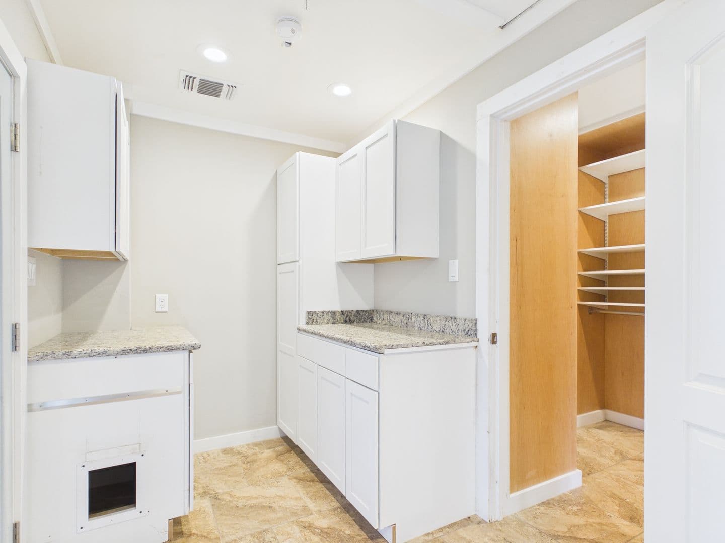 Fredericksburg House: 1016 LUCKENBACH-CAIN CITY RD
