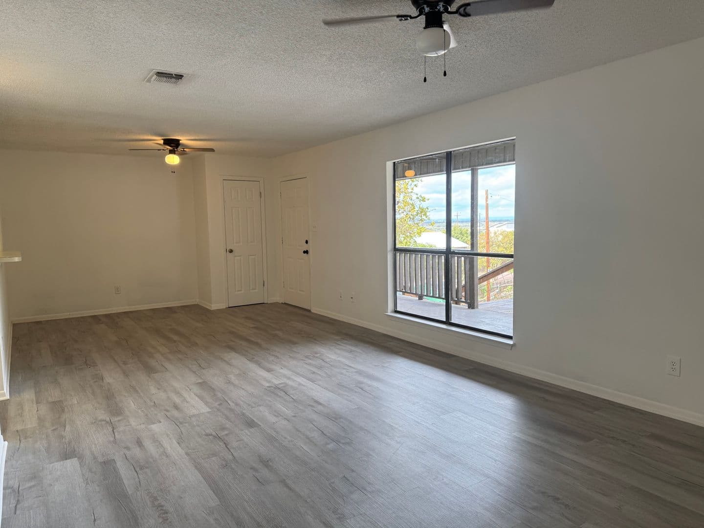Marble Falls Apartment: 1601 Stoney Ridge Court