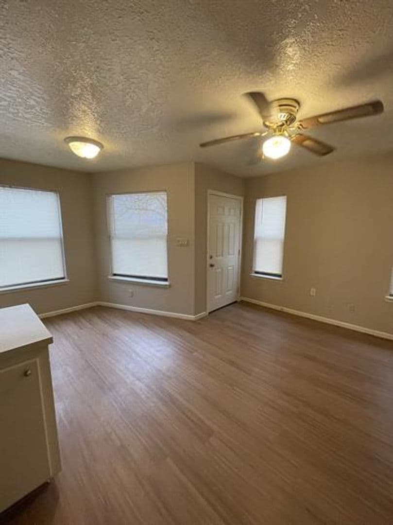 Fredericksburg Apartment: 296 Friendship Ln. Building 6
