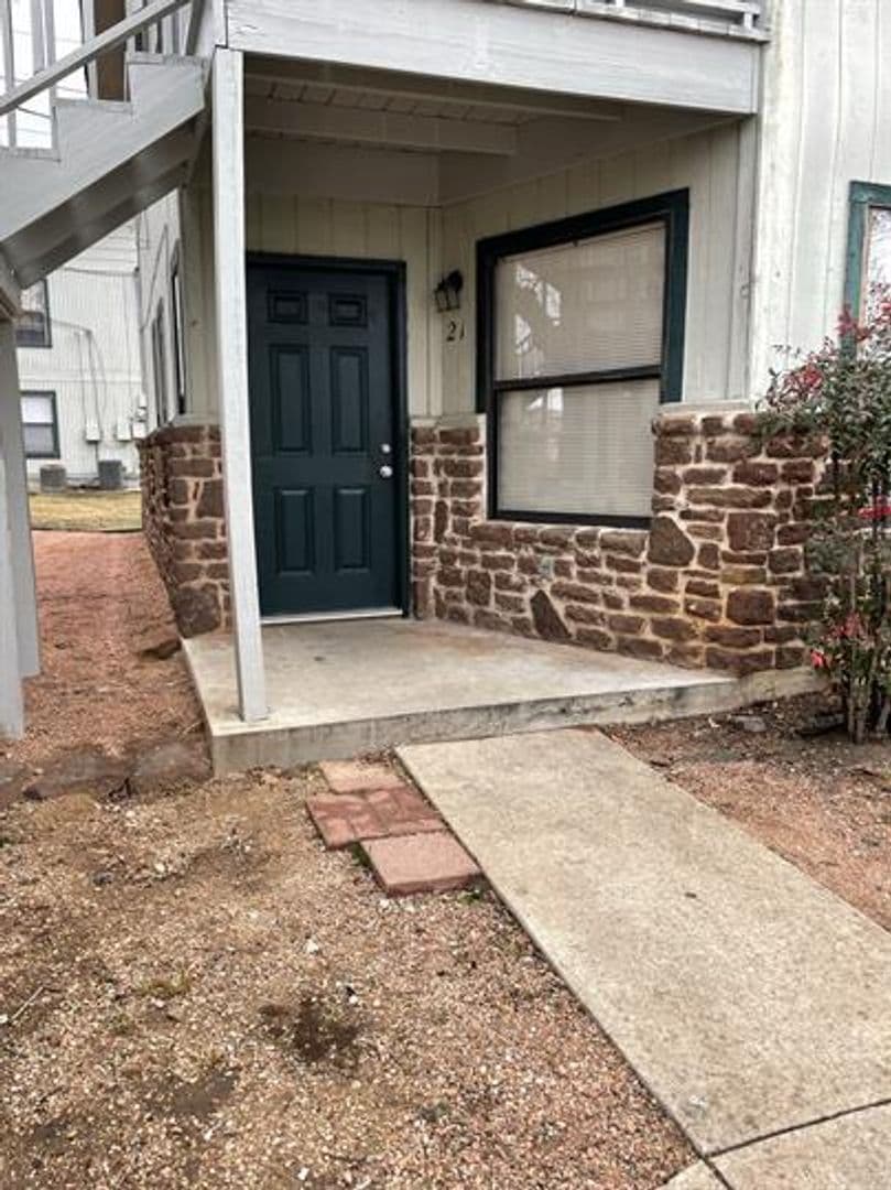 Fredericksburg Apartment: 296 Friendship Ln. Building 6