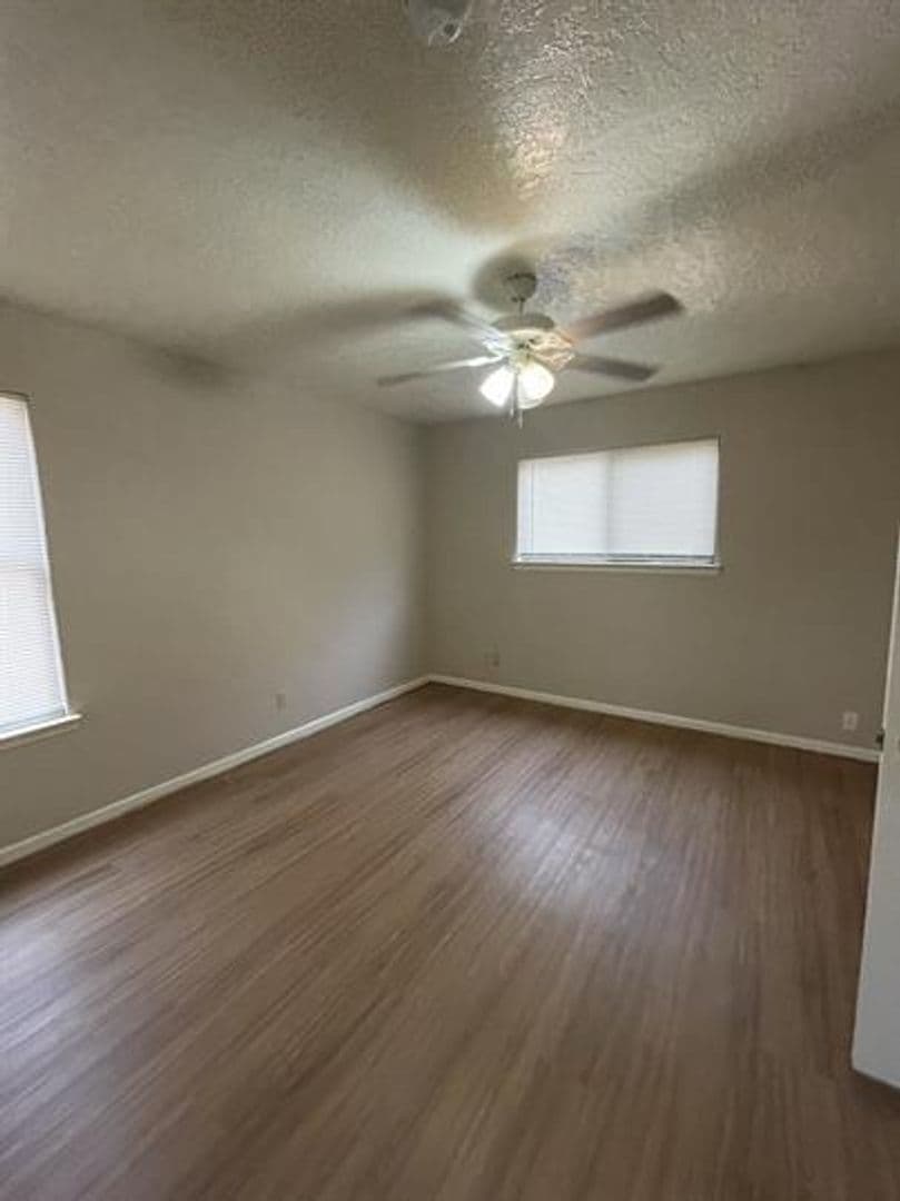 Fredericksburg Apartment: 296 Friendship Ln. Building 6