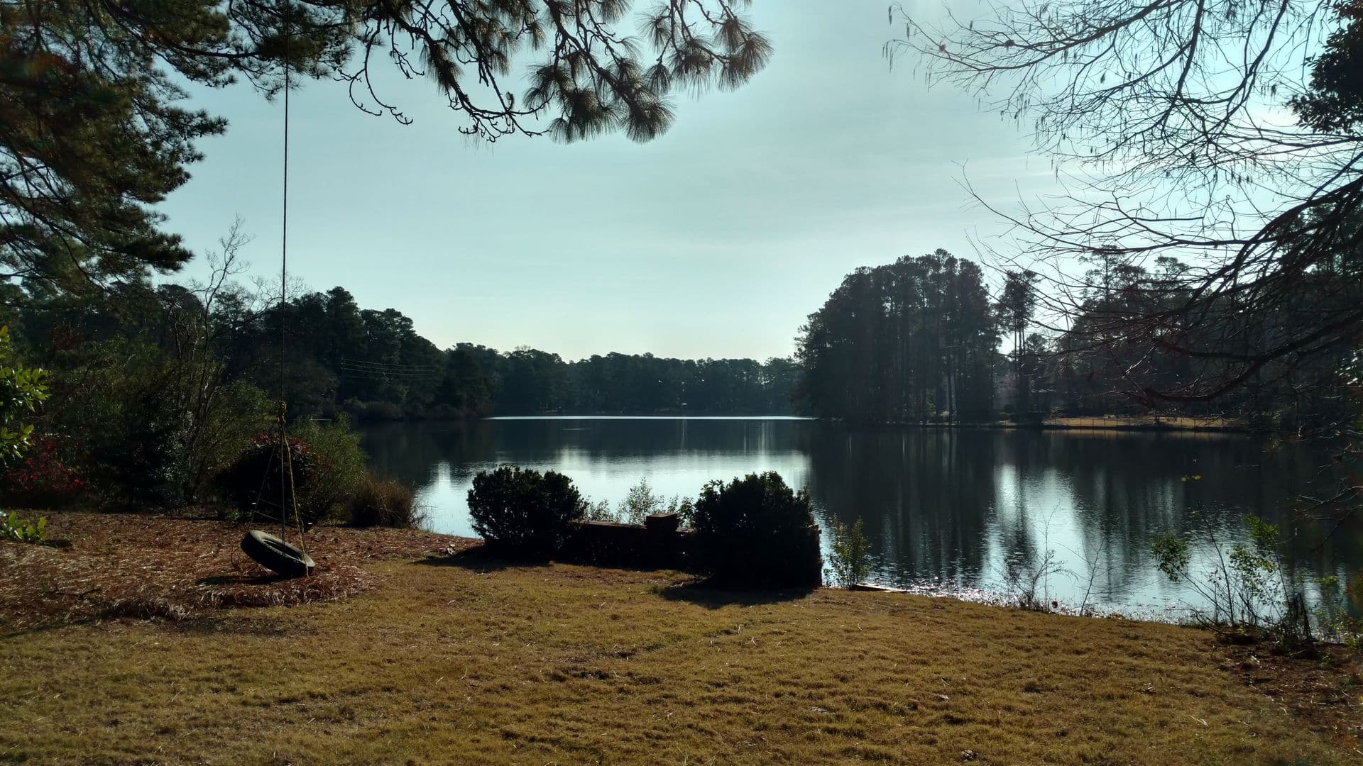 Fayetteville House: 1809 Lakeshore Drive