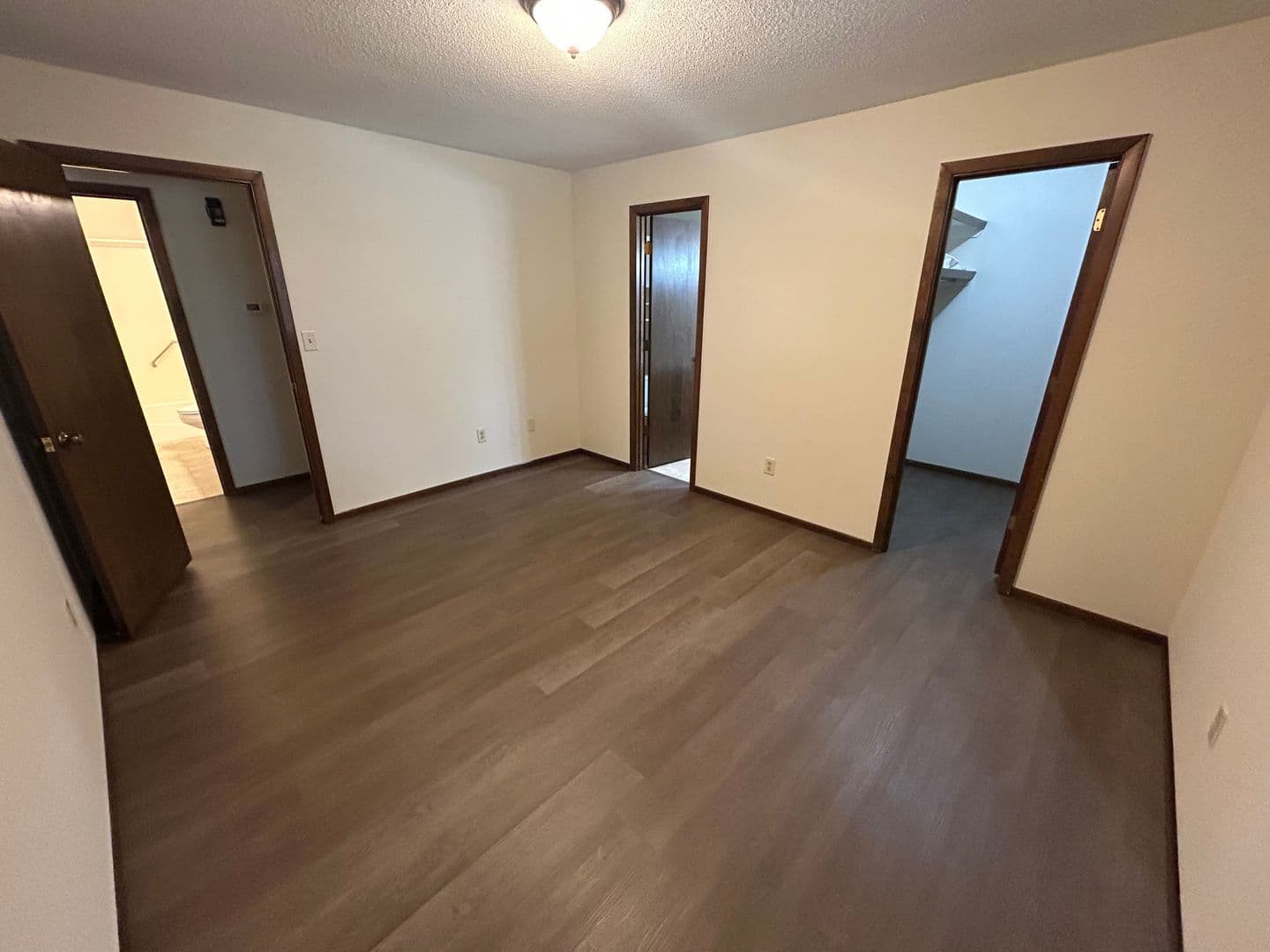 Quincy Apartment: 3429-3431 S Glendale