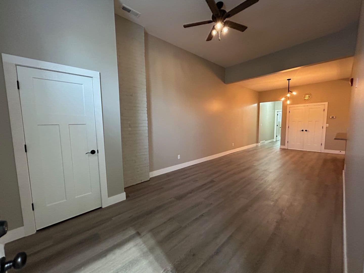 Quincy Apartment: 110 S 11th