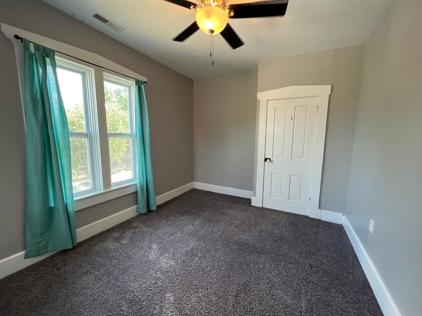 Quincy House: 1326 Oak