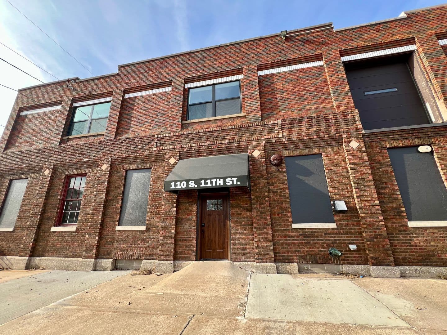 Quincy Apartment: 110 S 11th