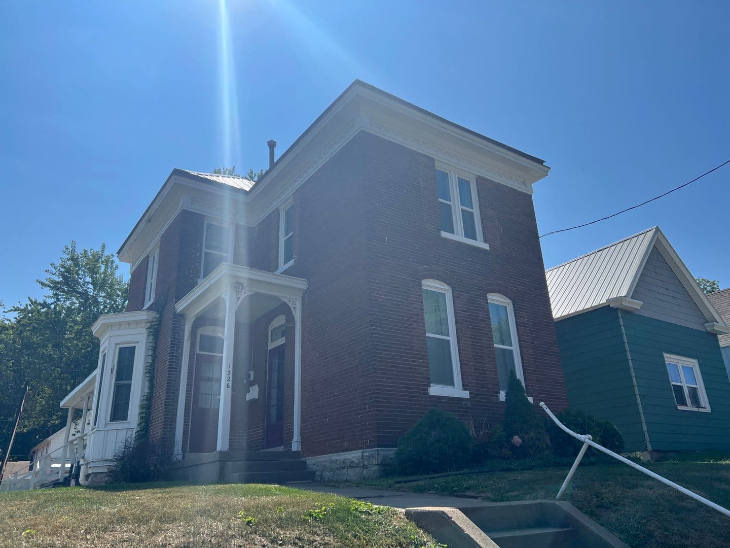 Quincy House: 1326 Oak