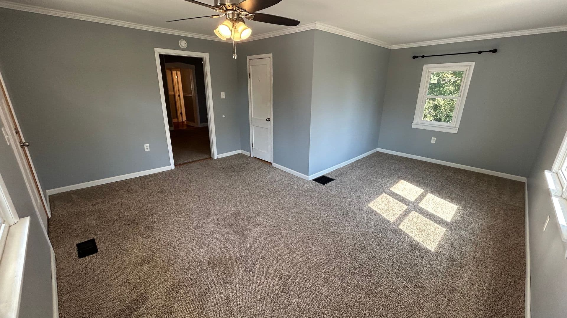 Quincy House: 2620 St Anthony Rd