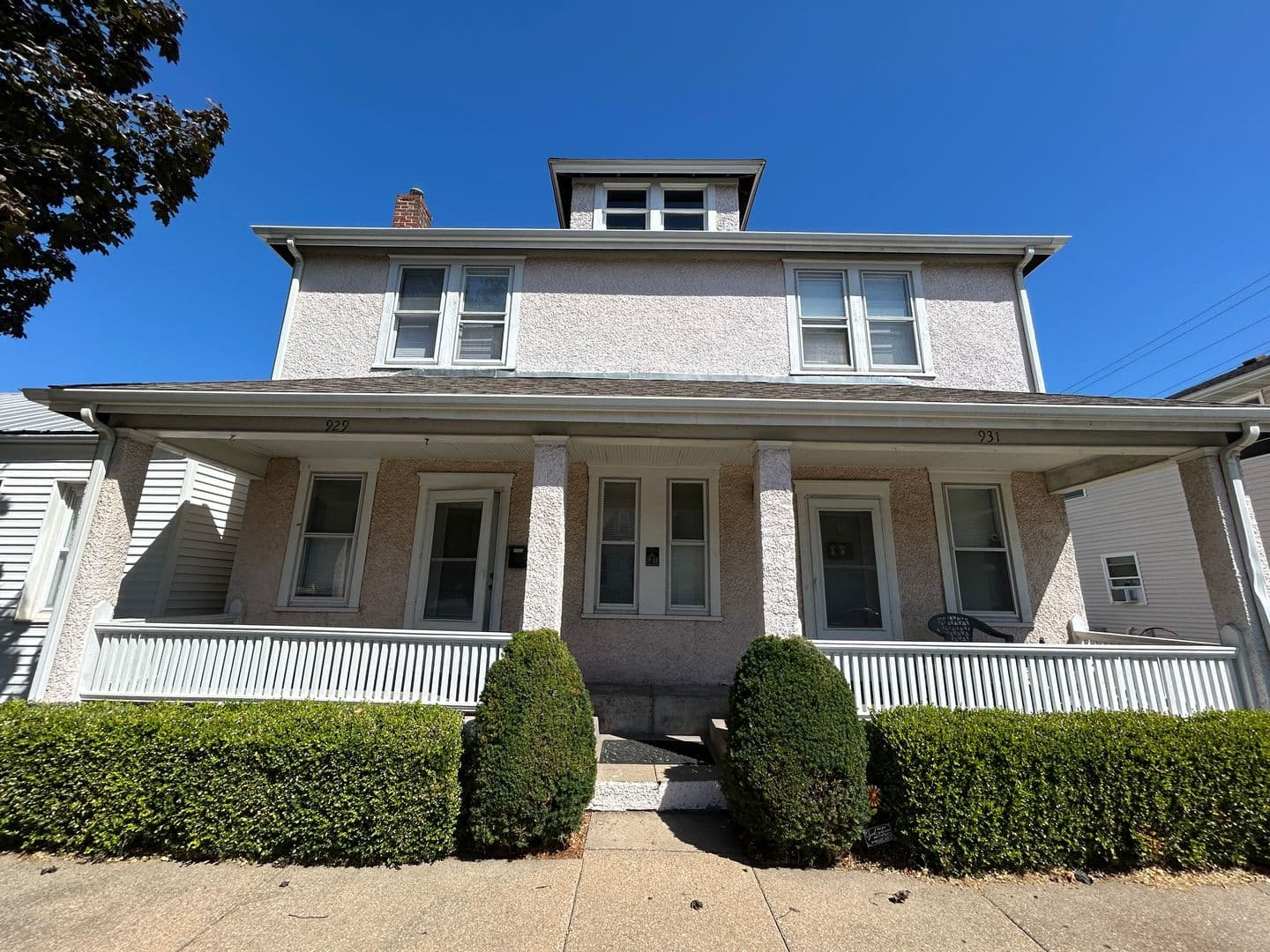Quincy Apartment: 929-931 Kentucky