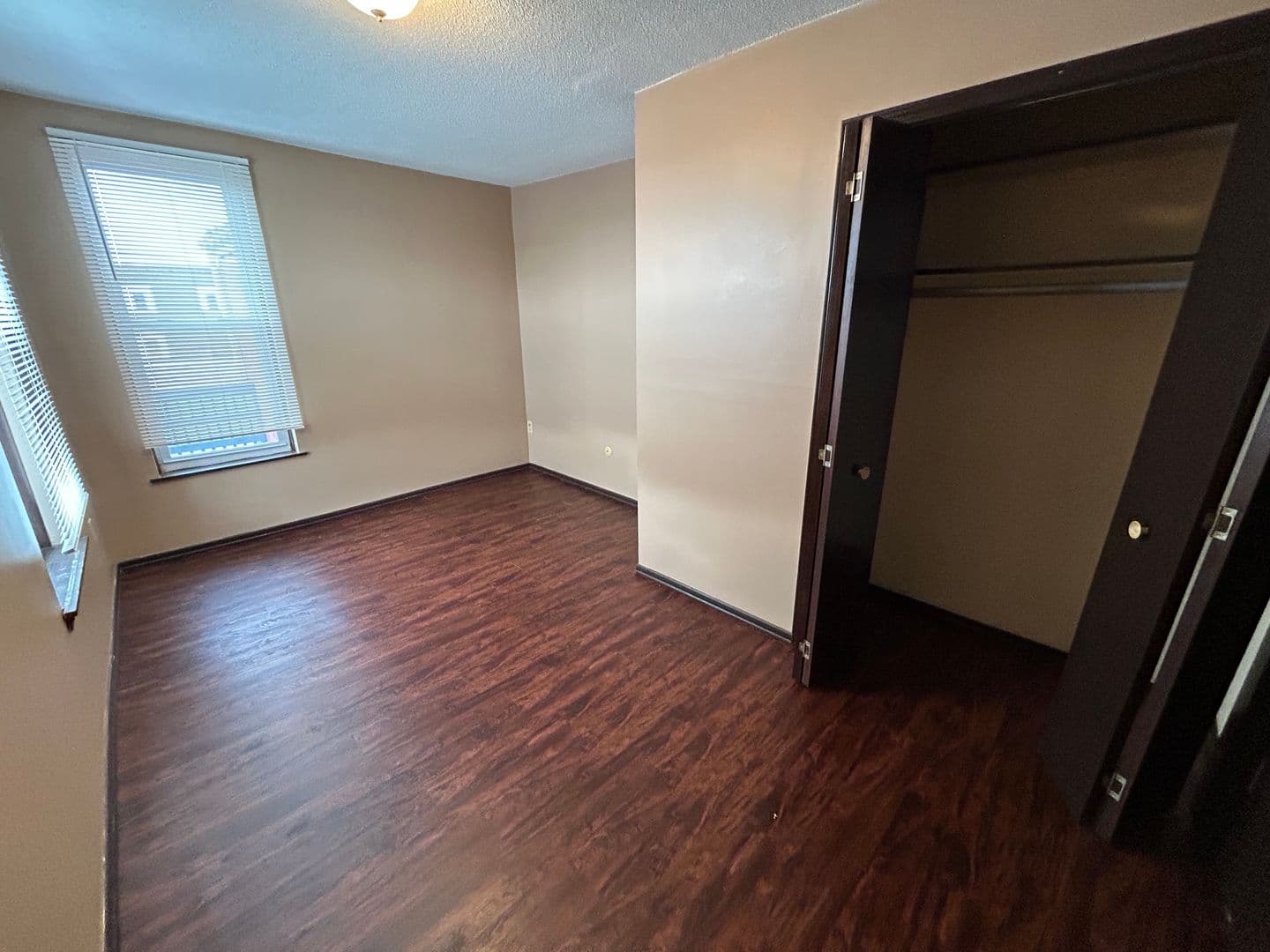 Quincy Apartment: 532-534 York