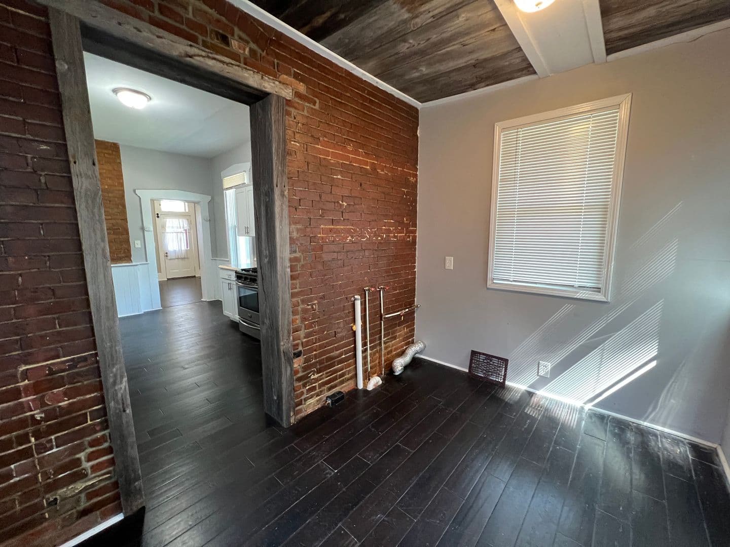 Quincy House: 1326 Oak