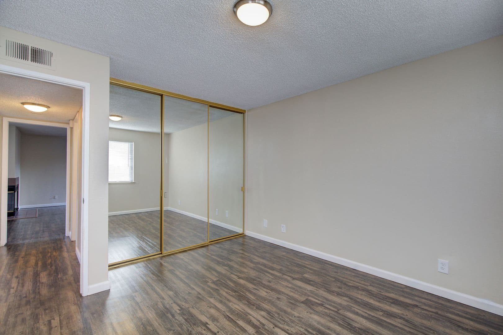 SAN DIEGO Apartment: 4828 ART STREET