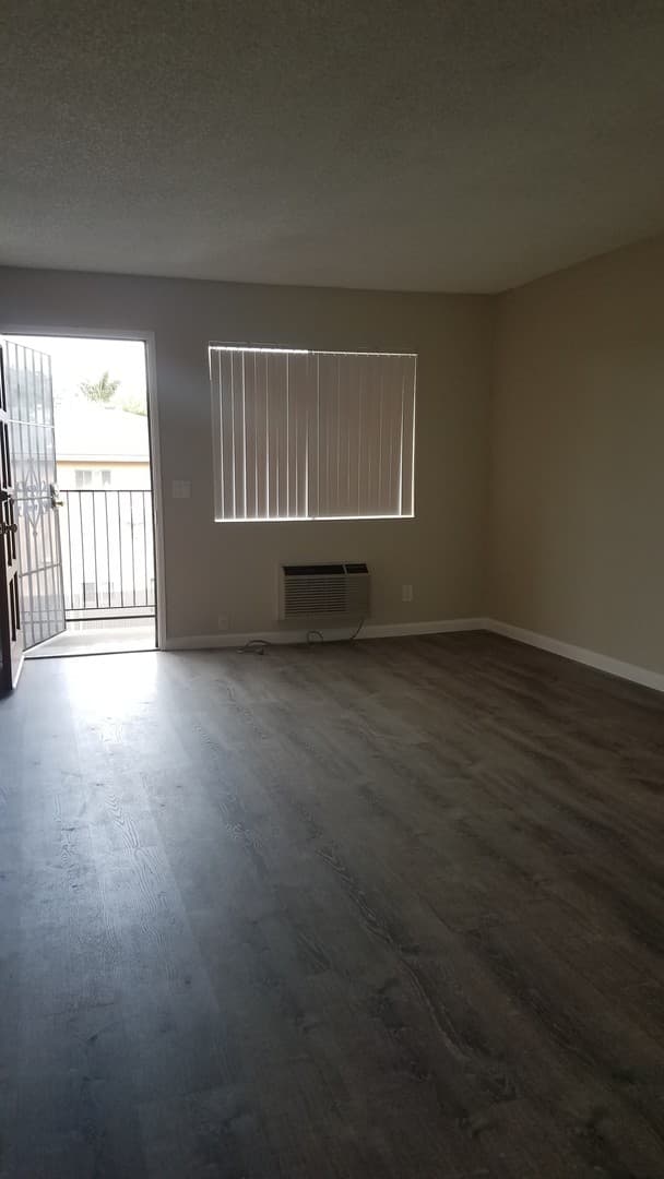 SPRING VALLEY Apartment: 3635 S. BARCELONA STREET