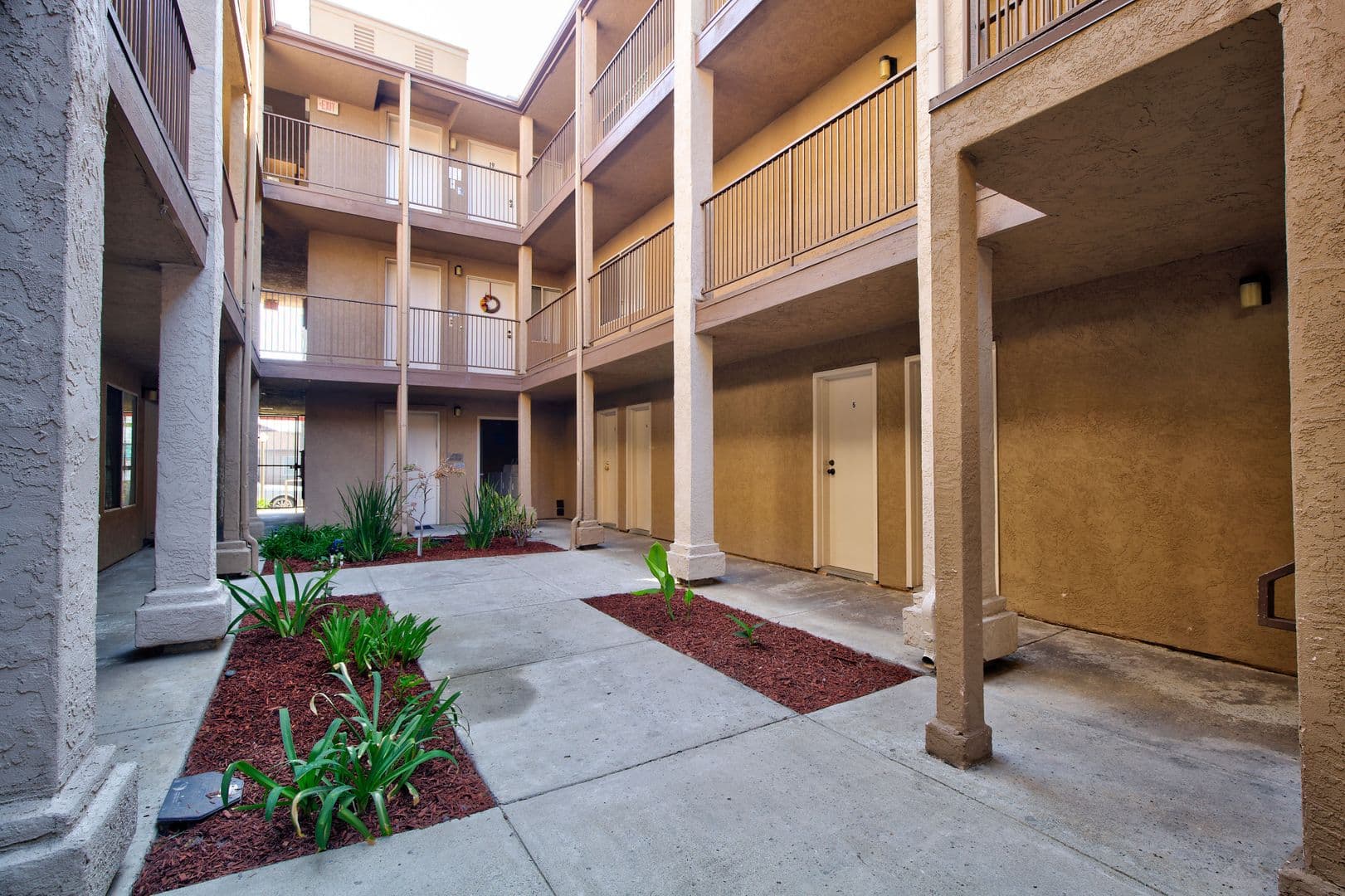 SAN DIEGO Apartment: 4828 ART STREET