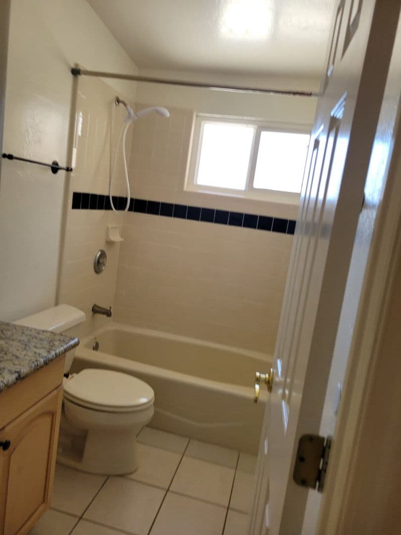 SANTEE House: 9257 BIRD STREET