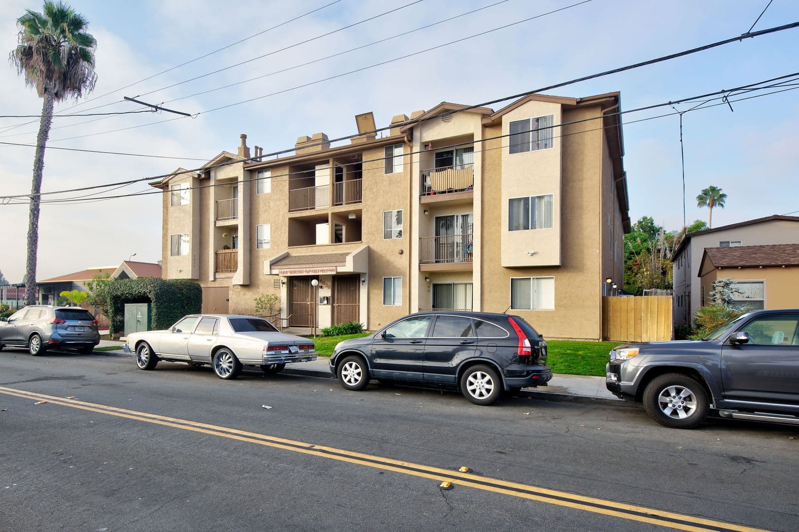 SAN DIEGO Apartment: 4828 ART STREET