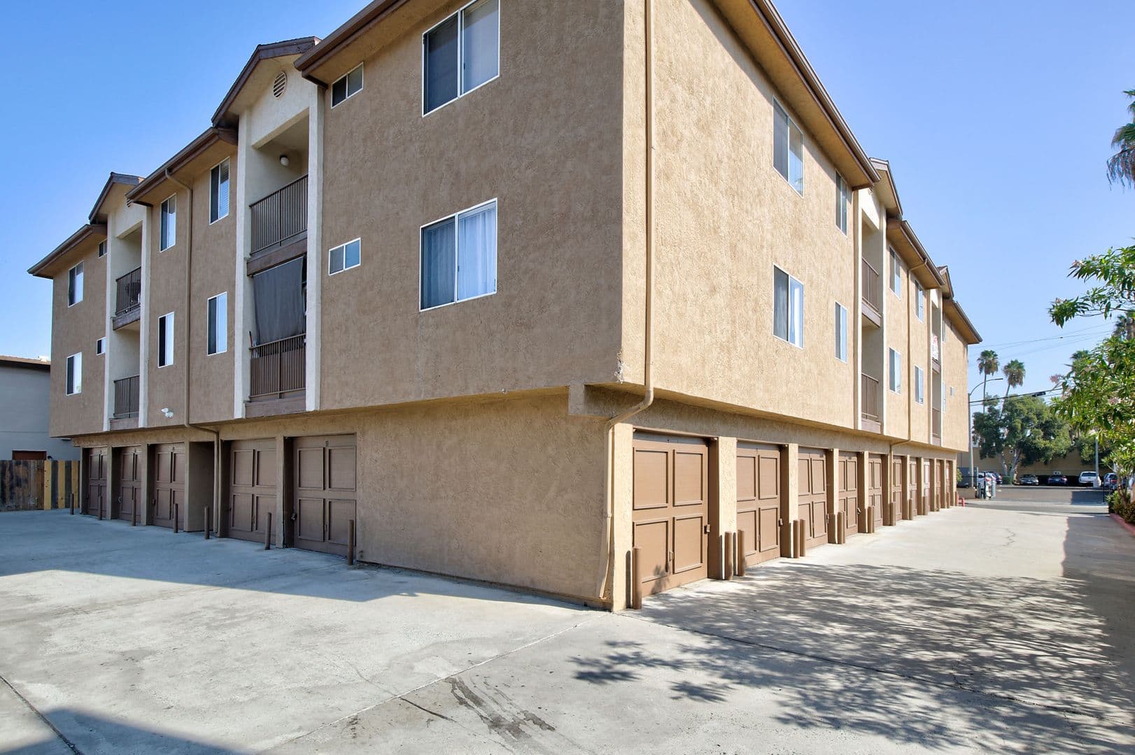 SAN DIEGO Apartment: 4828 ART STREET