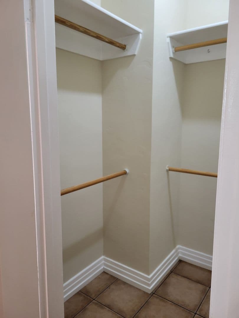 SAN DIEGO Apartment: 2329 C STREET