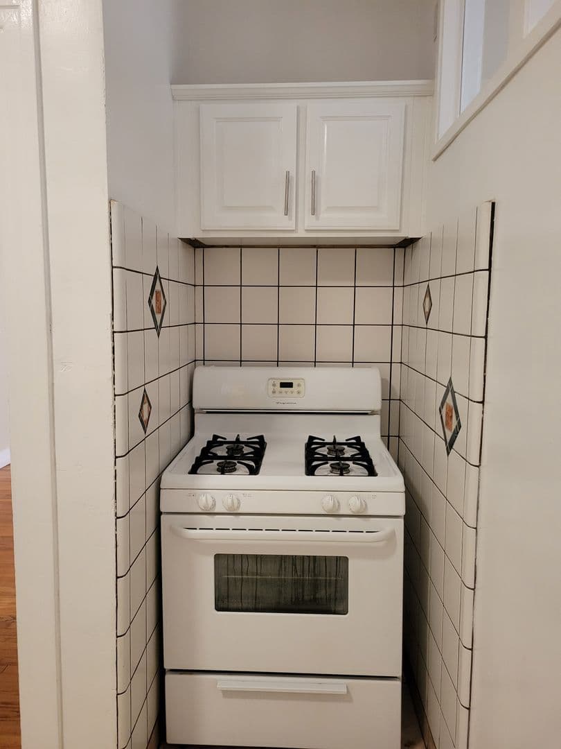 SAN DIEGO Apartment: 2329 C STREET